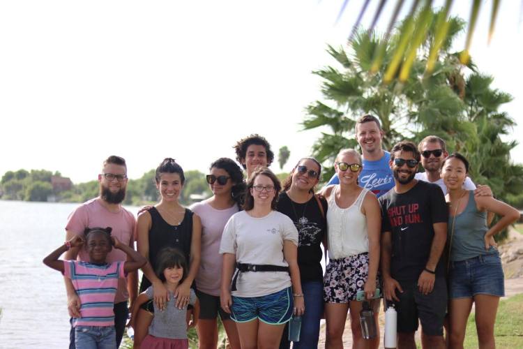 received_1361275517341858